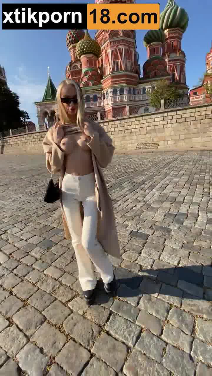 Lola Bunny-Lolita Bogdanova Shower Boobs Outdoor