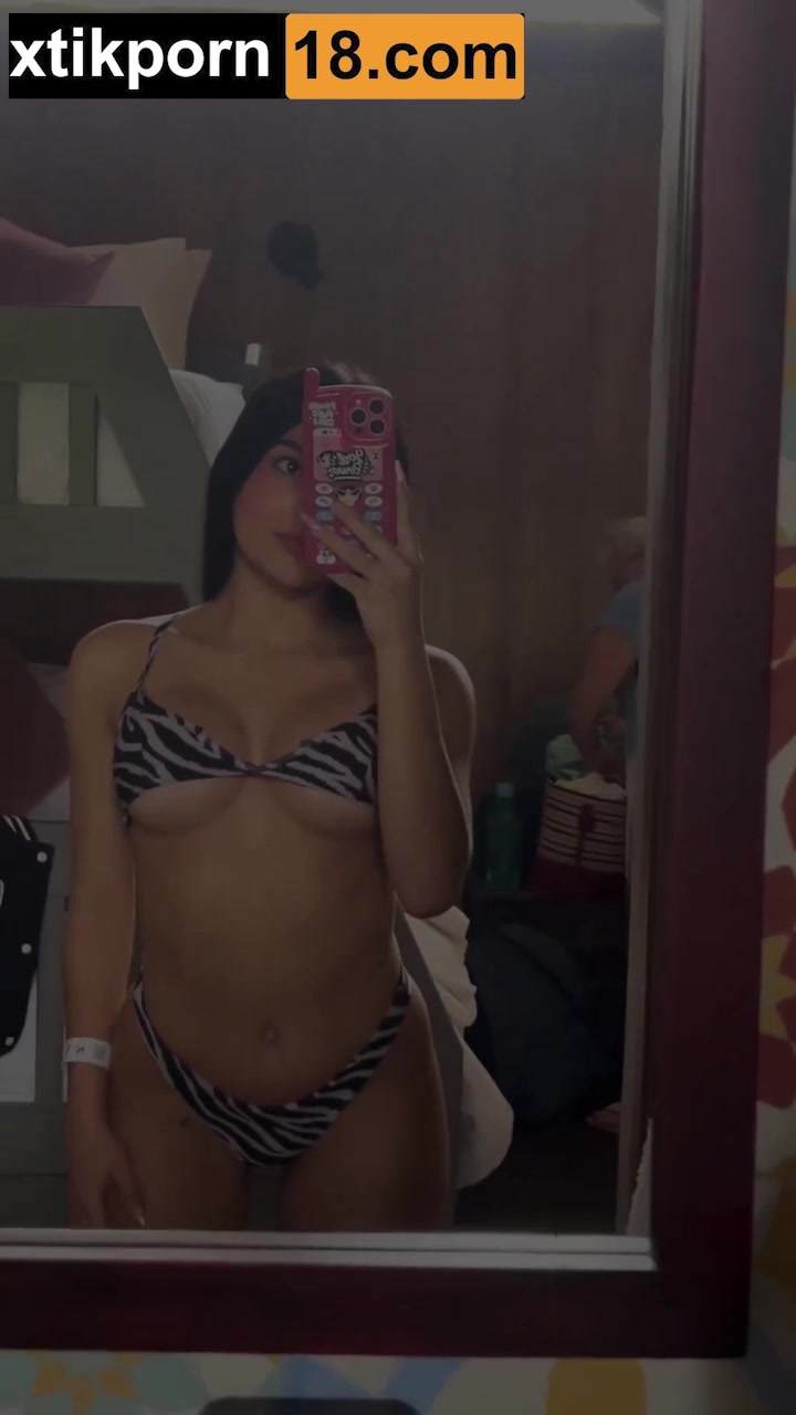 Luisacastro Show Body In Mirror