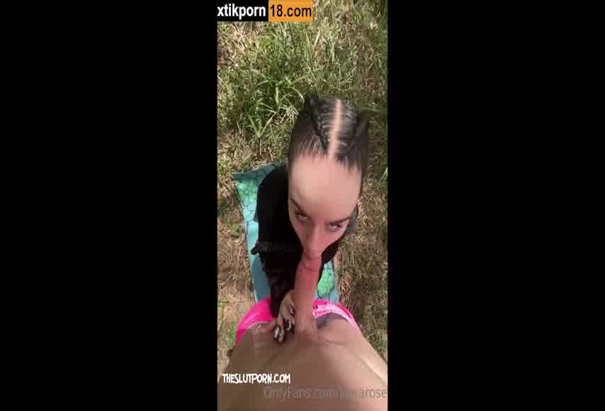 lara rose Onlyfans  – Fucking Outdoor