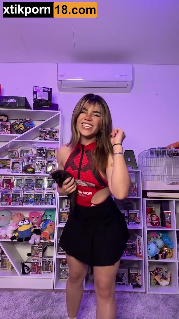 AlanaFlores Hot Video Today !!