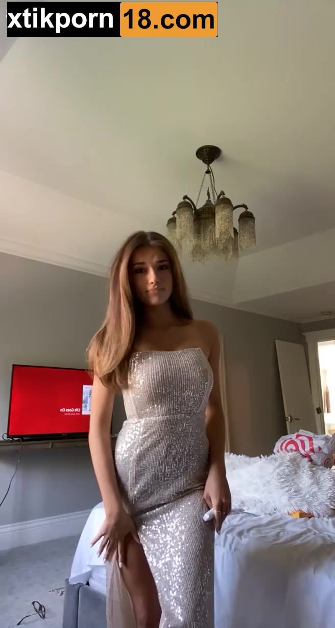 Breckie Hill OF  – Show Erotic body !!!