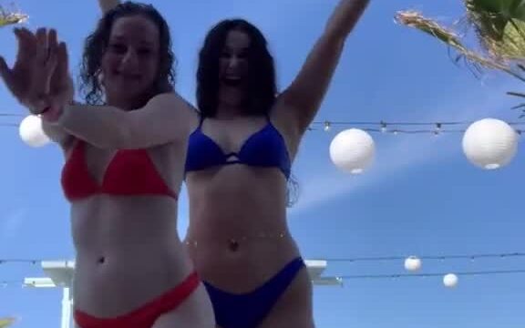 SondraBlust Bikini Sexy Dancing Outdoor –  Video Onlyfans