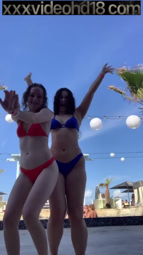SondraBlust Bikini Sexy Dancing Outdoor –  Video Onlyfans