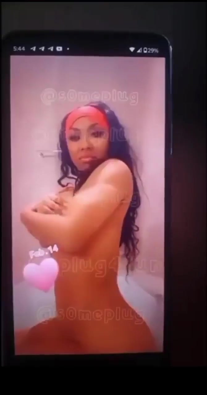 Moneybagg Yo and Ari Fletcher New Video Nude On Bathroom